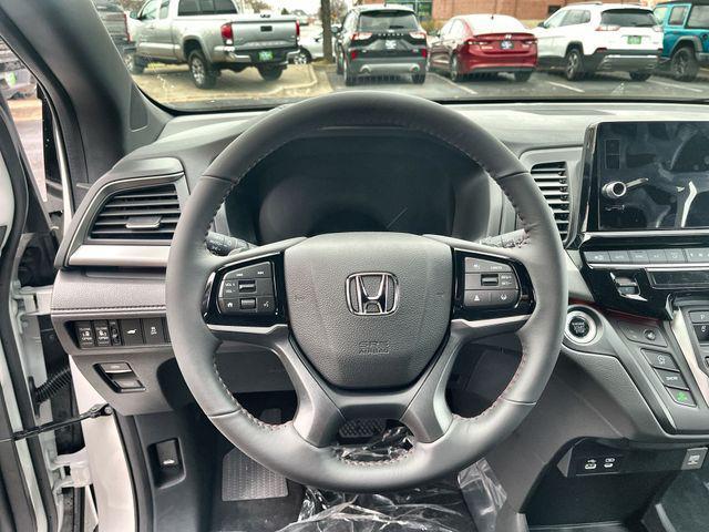 new 2026 Honda Odyssey car, priced at $43,974