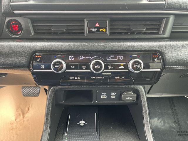 used 2025 Honda Pilot car, priced at $46,000