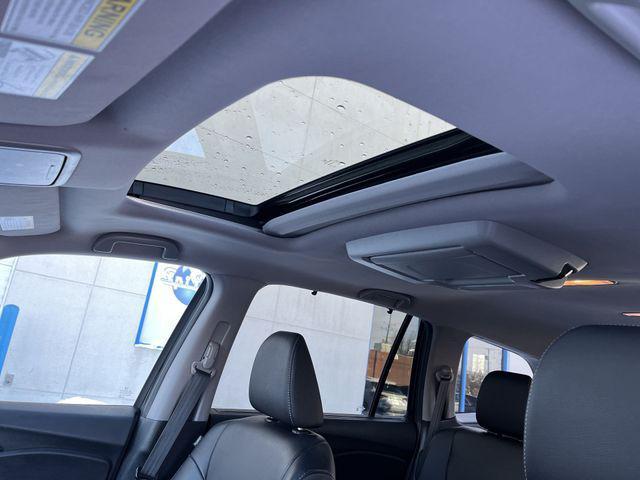 used 2022 Honda Pilot car, priced at $31,917