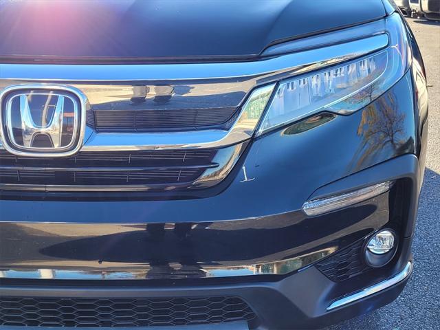 used 2022 Honda Pilot car, priced at $31,917