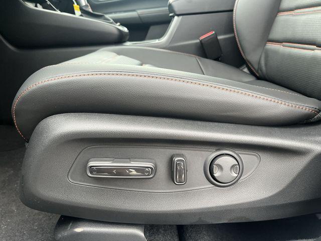 new 2026 Honda CR-V Hybrid car, priced at $40,015