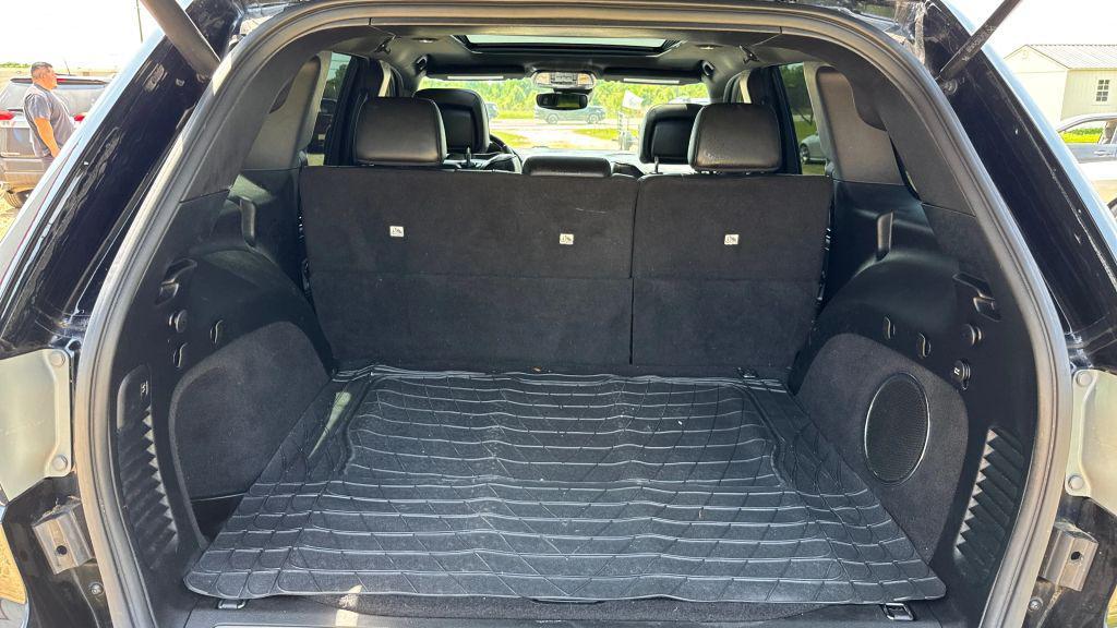 used 2017 Jeep Grand Cherokee car, priced at $10,995