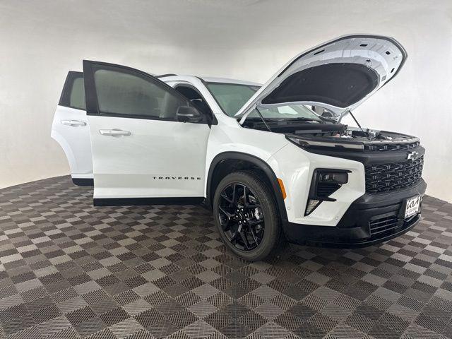 used 2026 Chevrolet Traverse car, priced at $52,899