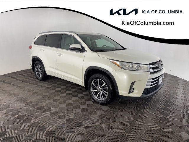 used 2018 Toyota Highlander car, priced at $16,199