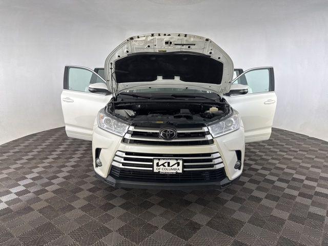 used 2018 Toyota Highlander car, priced at $16,199
