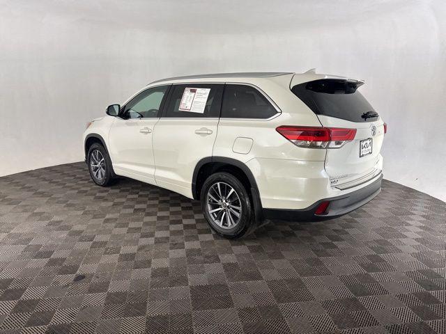 used 2018 Toyota Highlander car, priced at $16,199