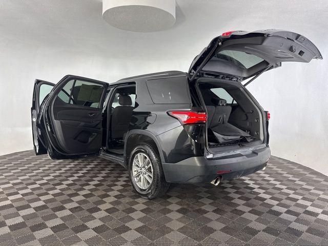 used 2022 Chevrolet Traverse car, priced at $19,899