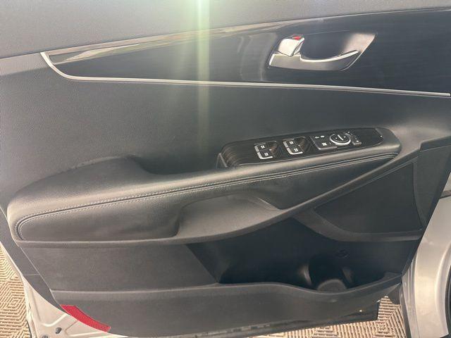 used 2019 Kia Sorento car, priced at $16,799
