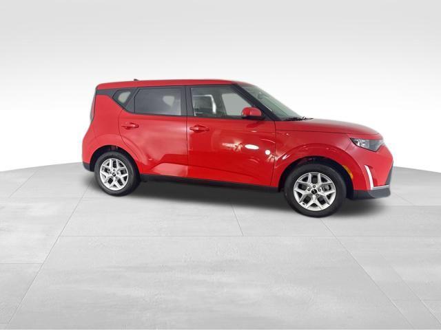 used 2025 Kia Soul car, priced at $19,923