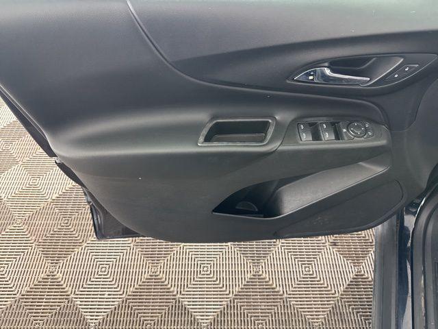 used 2021 Chevrolet Equinox car, priced at $15,499