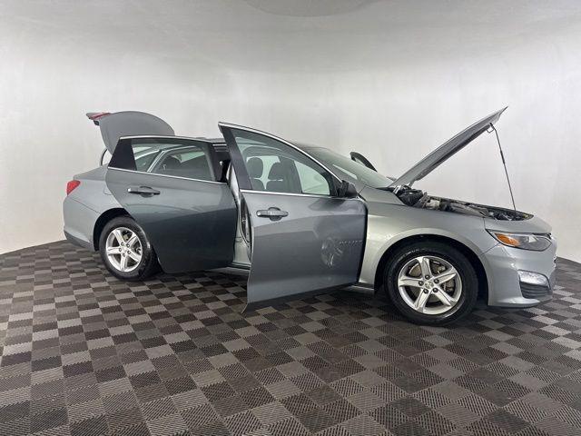 used 2024 Chevrolet Malibu car, priced at $17,899