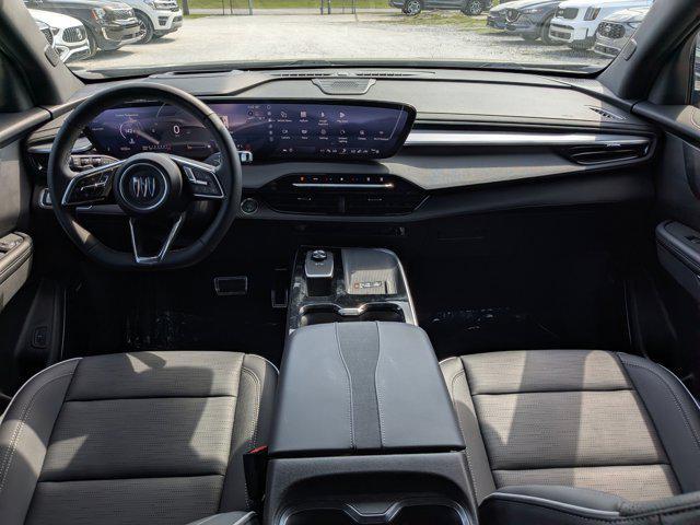 used 2025 Buick Enclave car, priced at $38,594