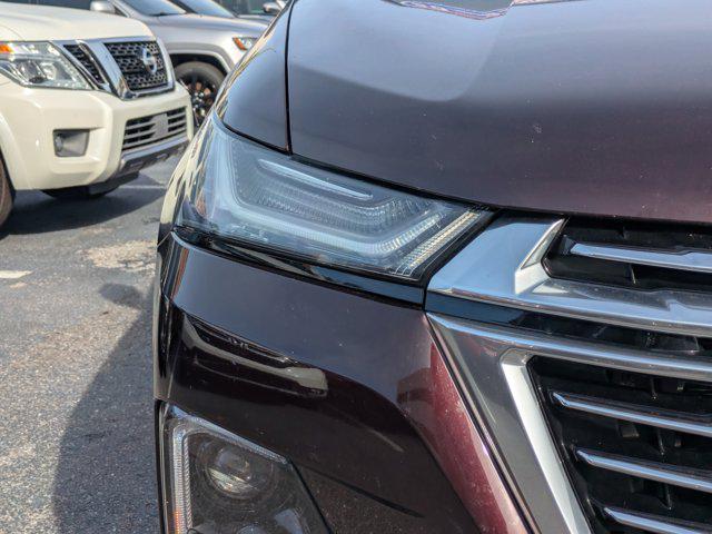 used 2023 Chevrolet Traverse car, priced at $29,794