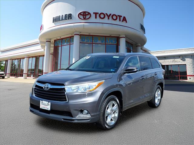 used 2016 Toyota Highlander car, priced at $13,995