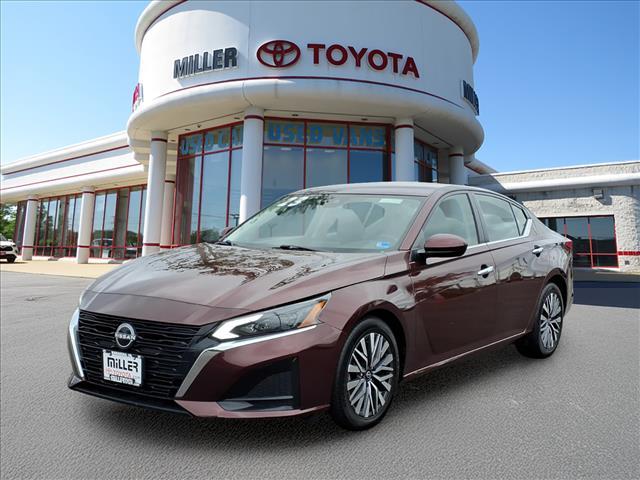 used 2023 Nissan Altima car, priced at $16,400