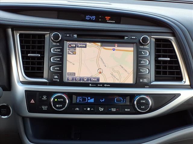 used 2019 Toyota Highlander car, priced at $30,944