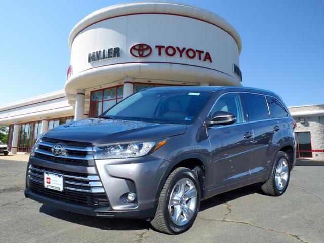 used 2019 Toyota Highlander car, priced at $30,944