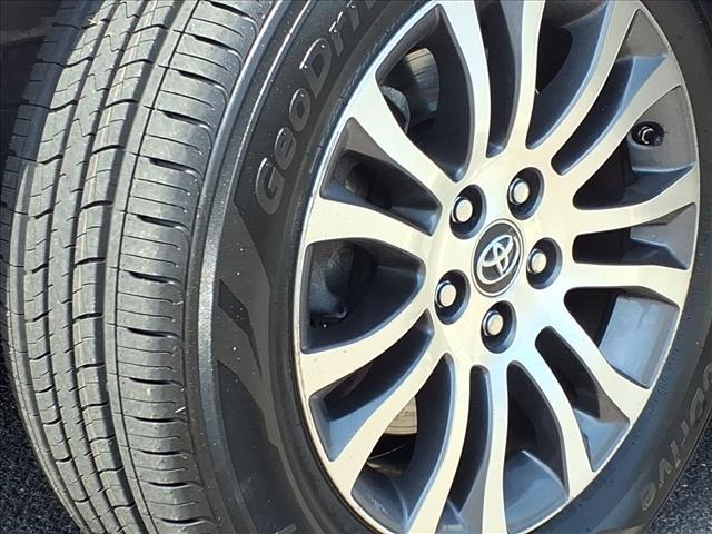 used 2020 Toyota Sienna car, priced at $25,950