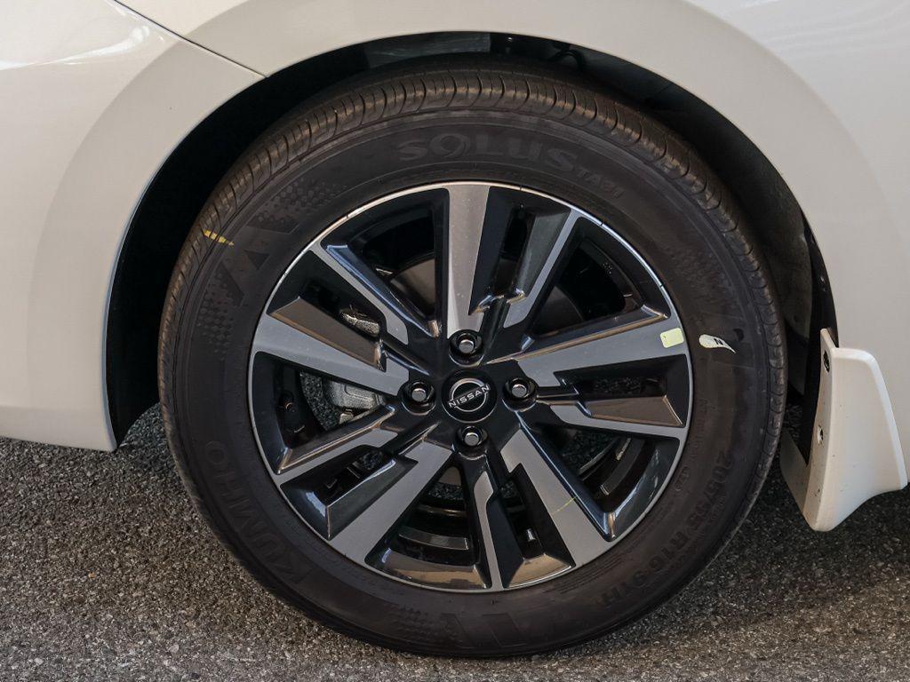 new 2025 Nissan Versa car, priced at $20,276