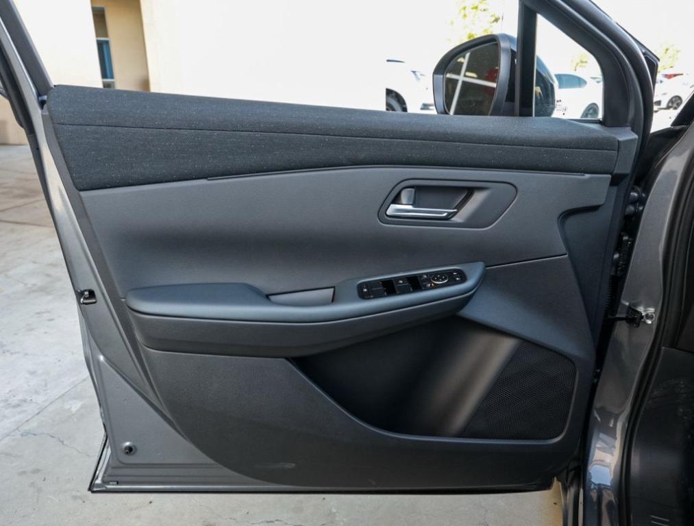 new 2026 Nissan Leaf car, priced at $30,030