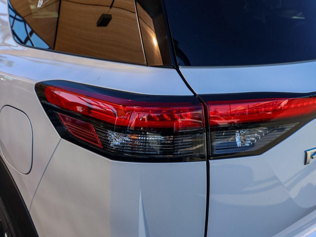 new 2025 Nissan Pathfinder car, priced at $38,284