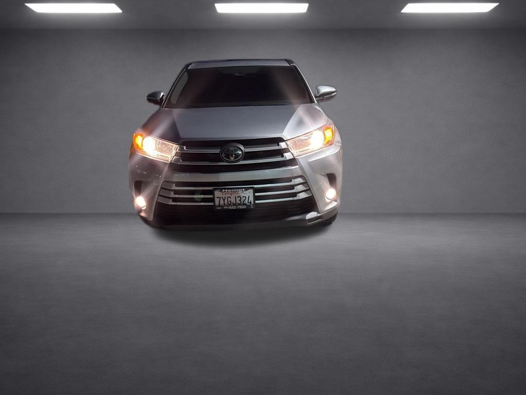 used 2017 Toyota Highlander car, priced at $23,204