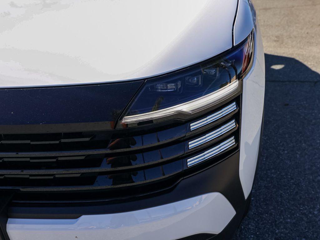 new 2026 Nissan Kicks car, priced at $23,462