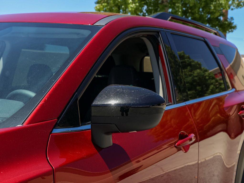 new 2026 Nissan Pathfinder car, priced at $39,922