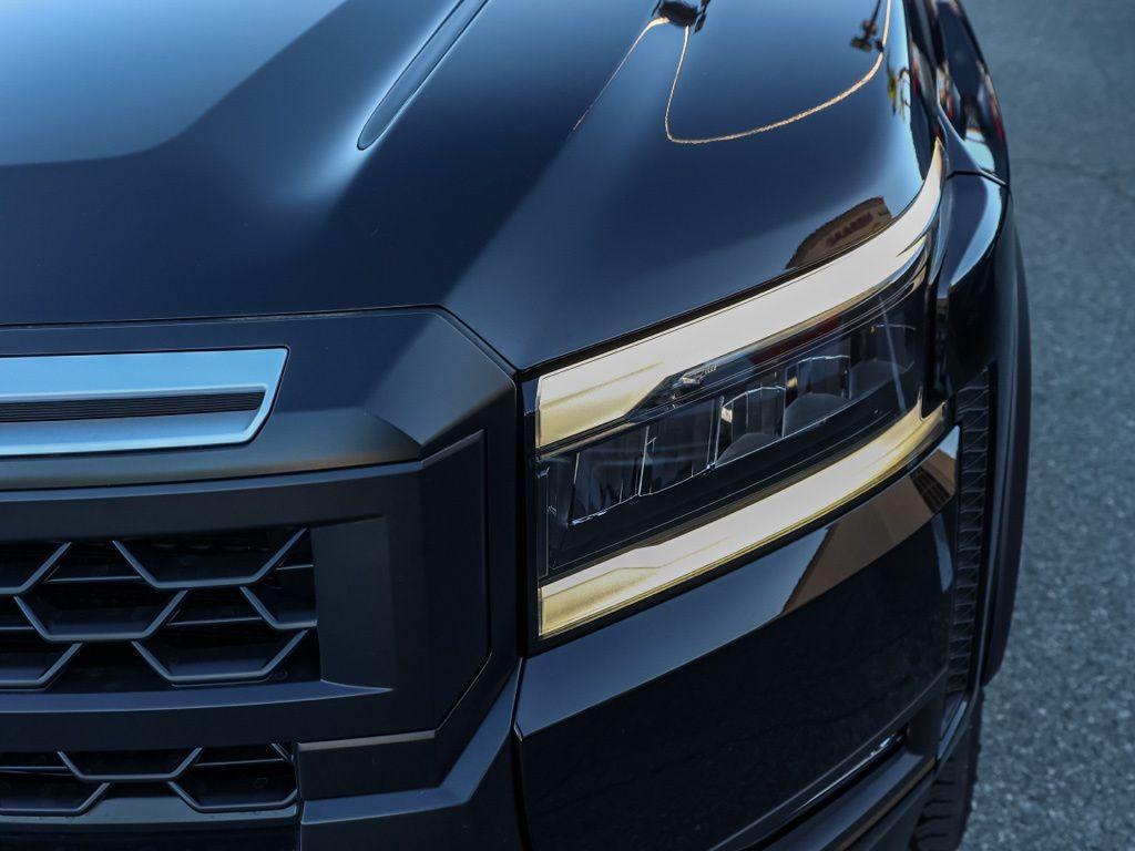 new 2026 Nissan Frontier car, priced at $38,042