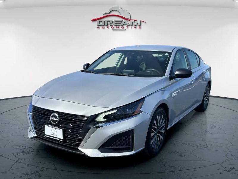 used 2024 Nissan Altima car, priced at $17,660
