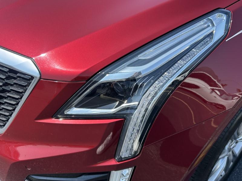 used 2020 Cadillac XT5 car, priced at $25,500