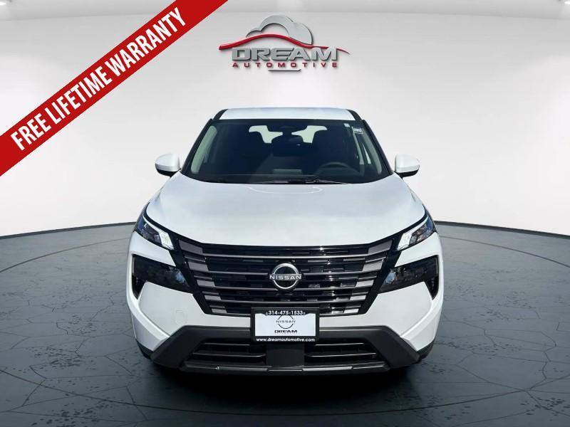new 2026 Nissan Rogue car, priced at $30,678