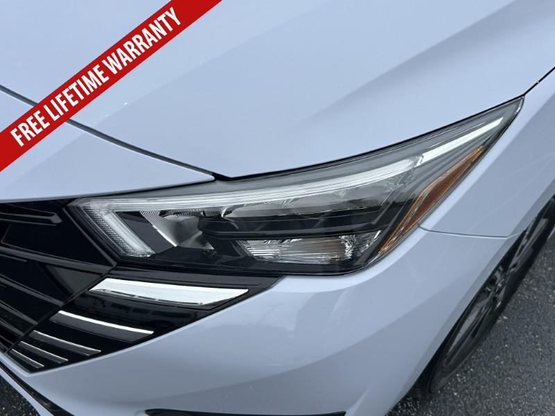 new 2025 Nissan Versa car, priced at $21,626