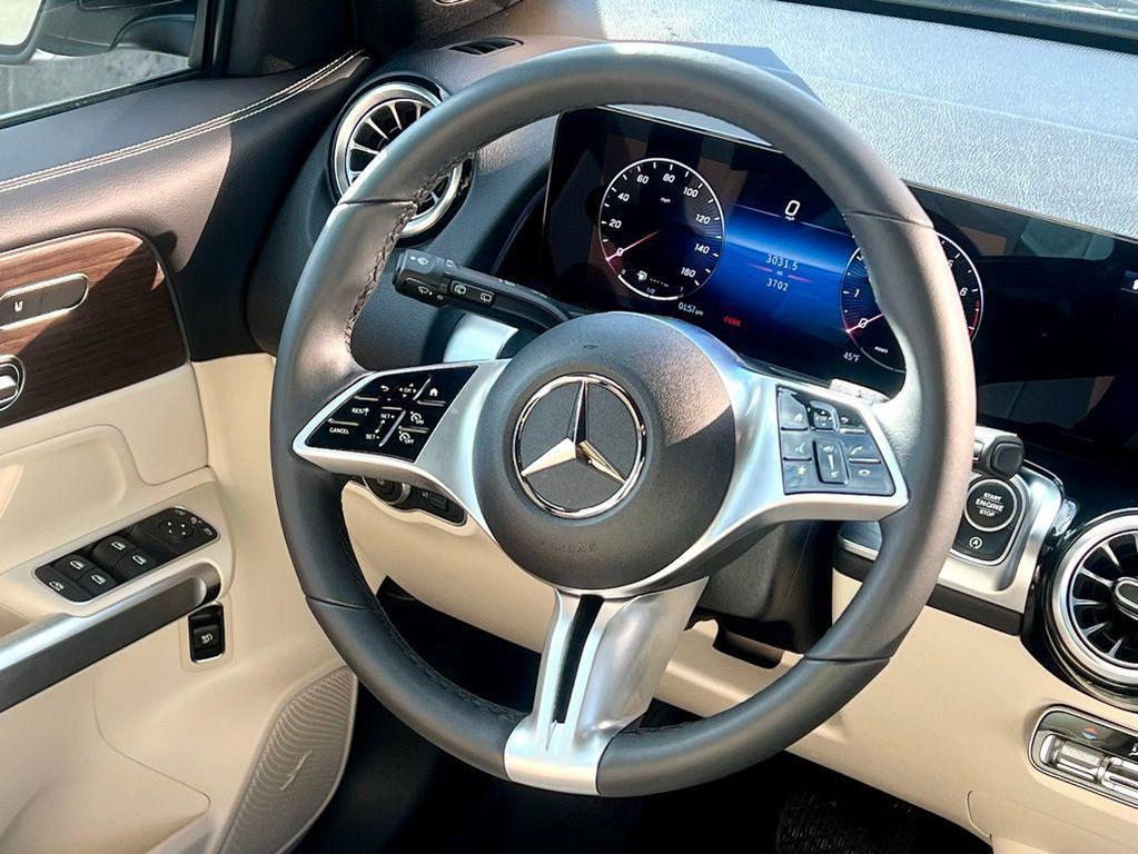 used 2026 Mercedes-Benz GLB 250 car, priced at $46,124