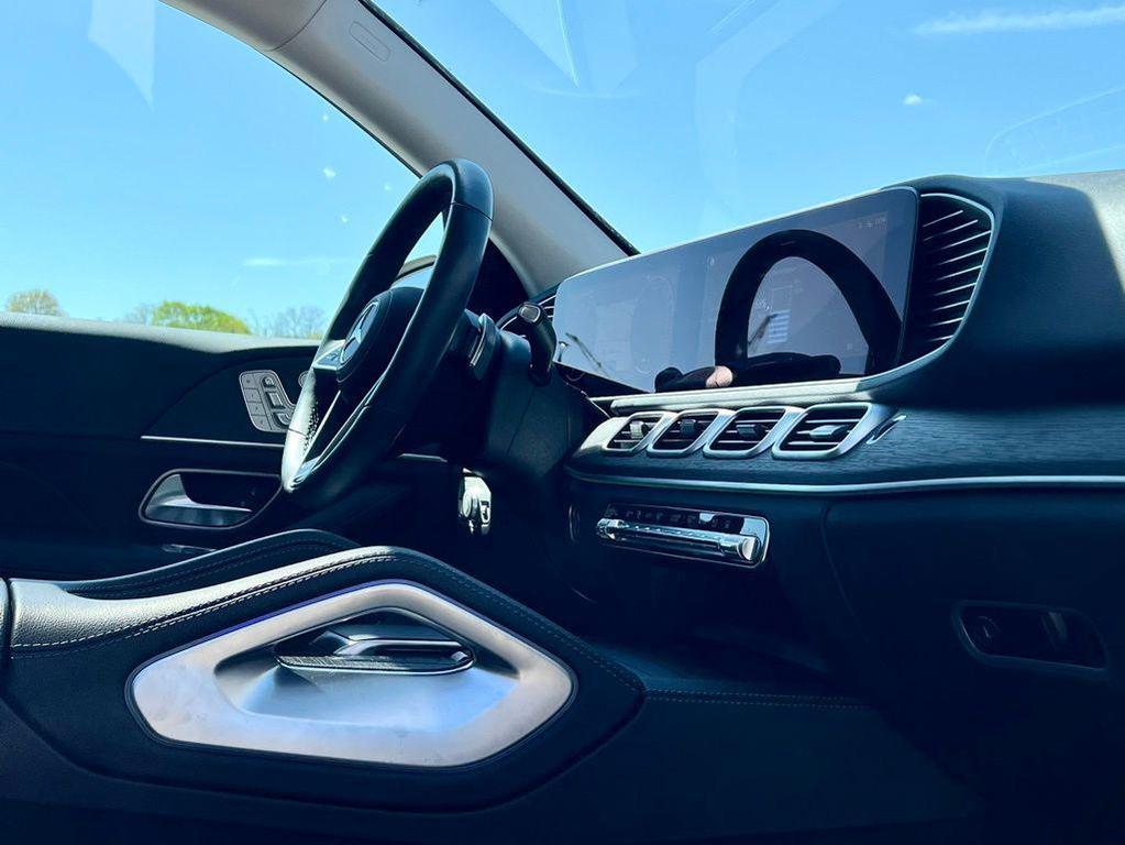 used 2024 Mercedes-Benz GLE 450 Plug-In Hybrid car, priced at $60,965