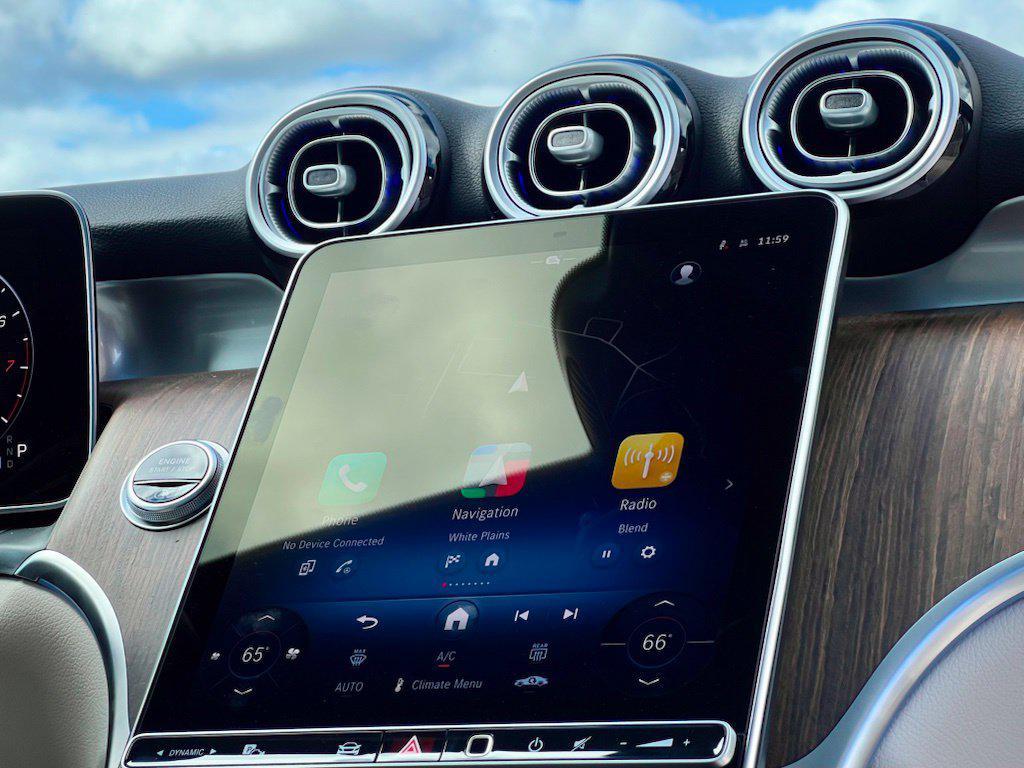 Mercedes-Benz GLC view 8