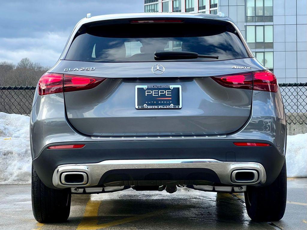 used 2026 Mercedes-Benz GLA 250 car, priced at $42,442
