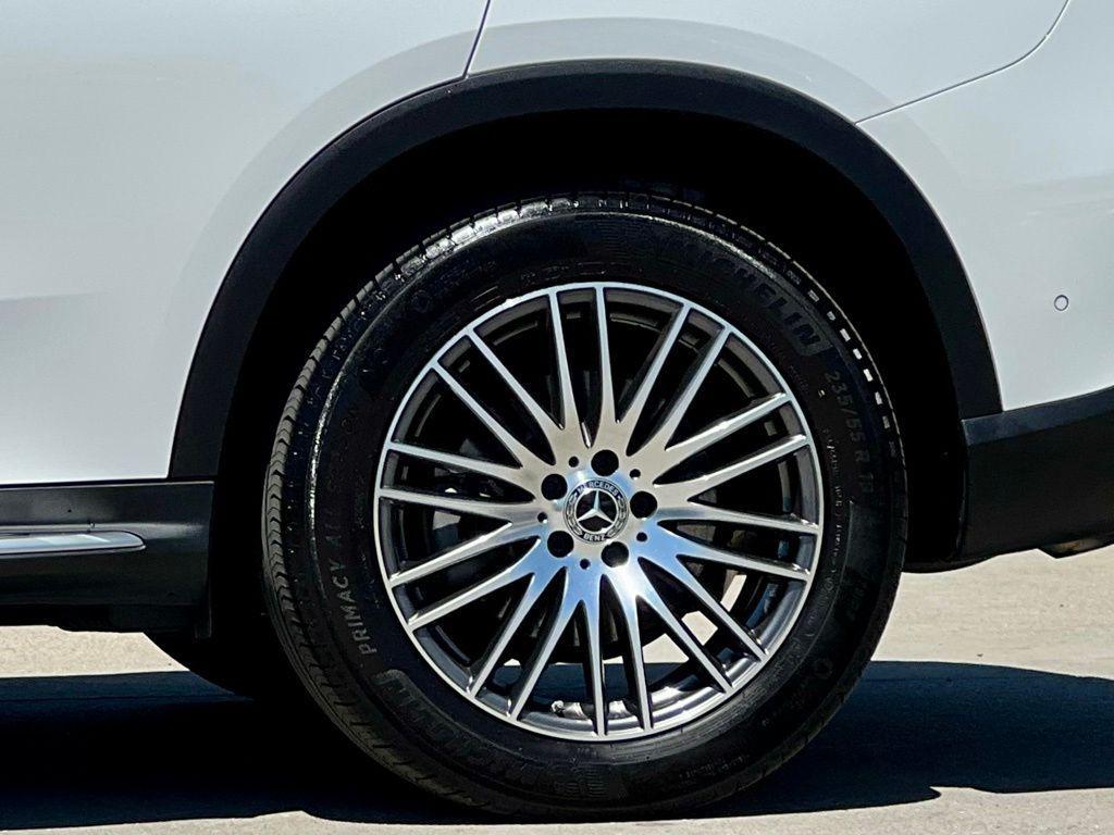 used 2023 Mercedes-Benz GLC 300 car, priced at $43,480