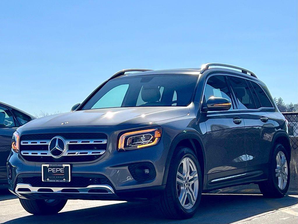 used 2022 Mercedes-Benz GLB 250 car, priced at $27,690