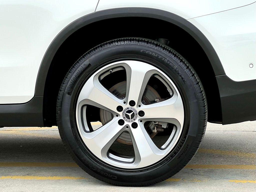 used 2022 Mercedes-Benz GLC 300 car, priced at $31,140