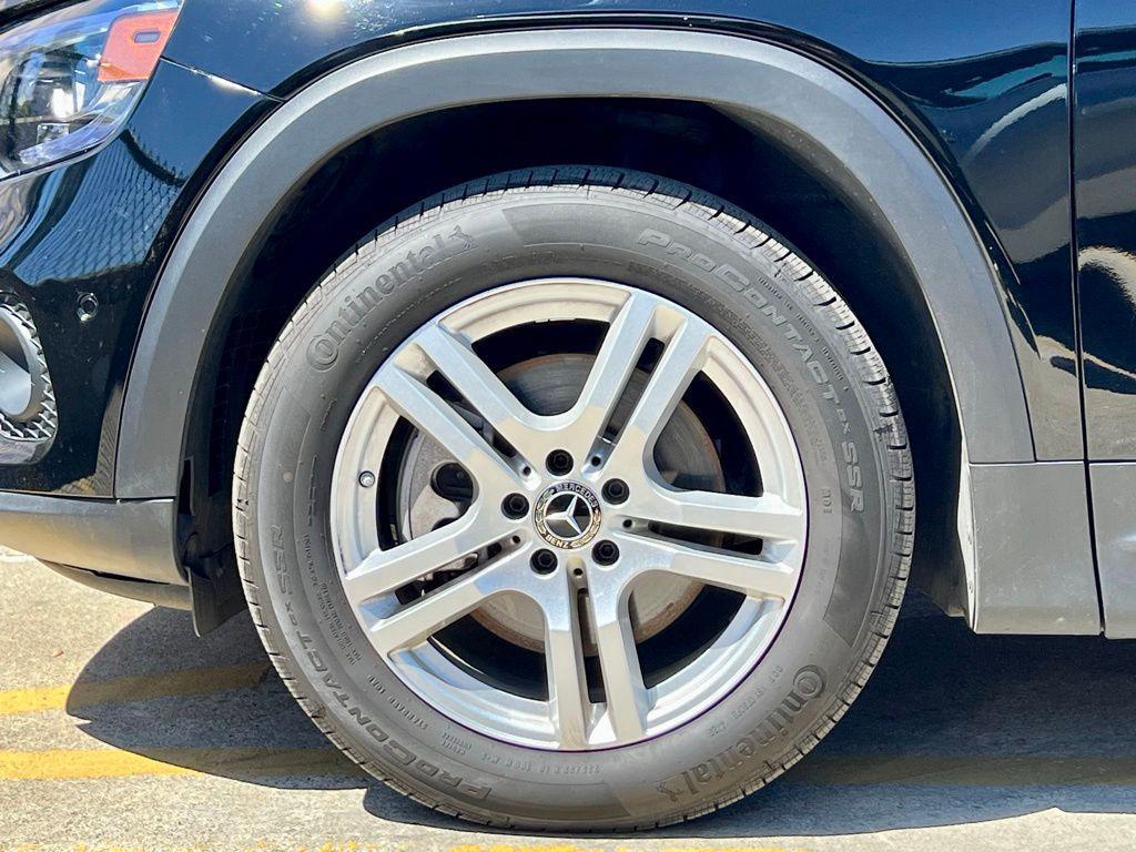 used 2023 Mercedes-Benz GLB 250 car, priced at $31,040