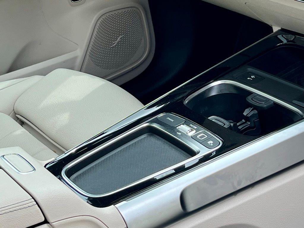 used 2026 Mercedes-Benz GLB 250 car, priced at $47,505