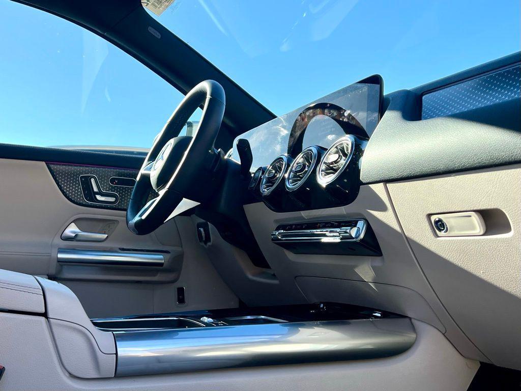 used 2026 Mercedes-Benz GLA 250 car, priced at $44,957