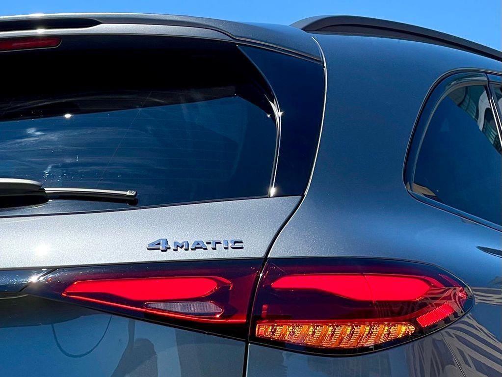 used 2023 Mercedes-Benz GLC 300 car, priced at $42,570