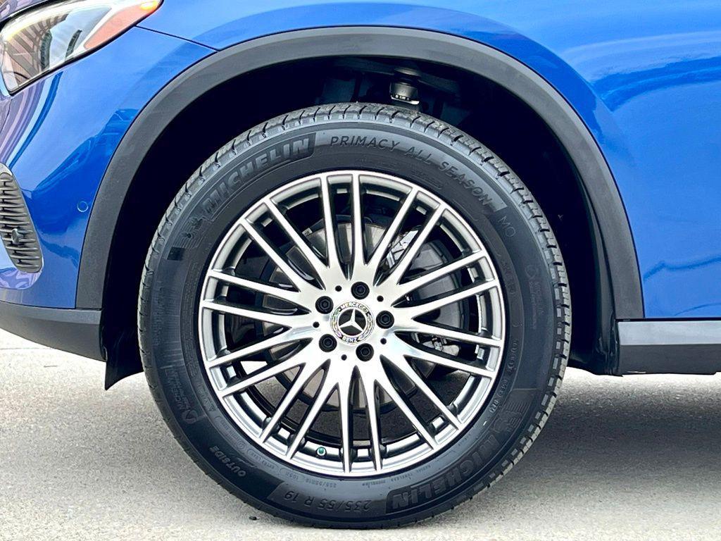 used 2024 Mercedes-Benz GLC 300 car, priced at $45,945