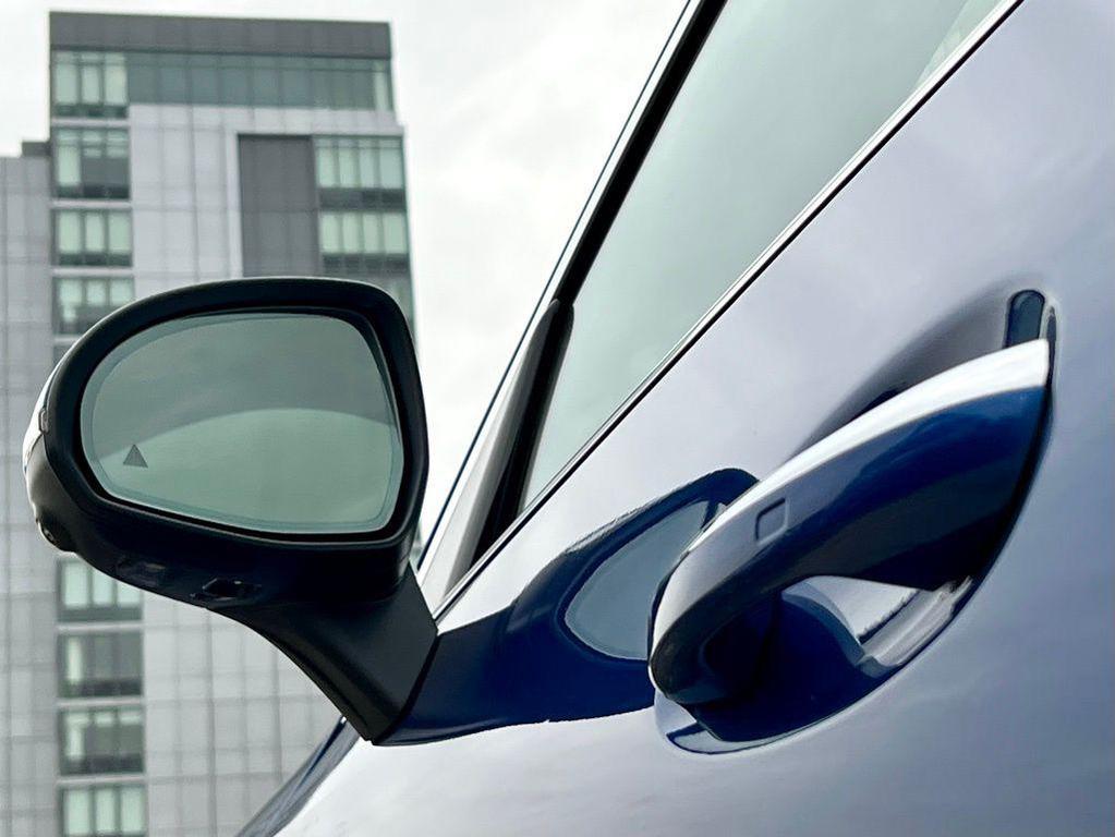 used 2024 Mercedes-Benz GLC 300 car, priced at $45,945