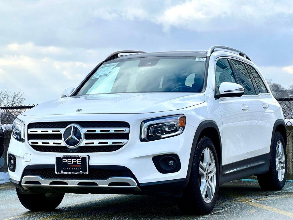 used 2022 Mercedes-Benz GLB 250 car, priced at $27,945