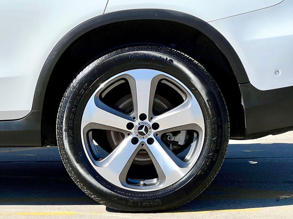 used 2022 Mercedes-Benz GLC 300 car, priced at $31,170