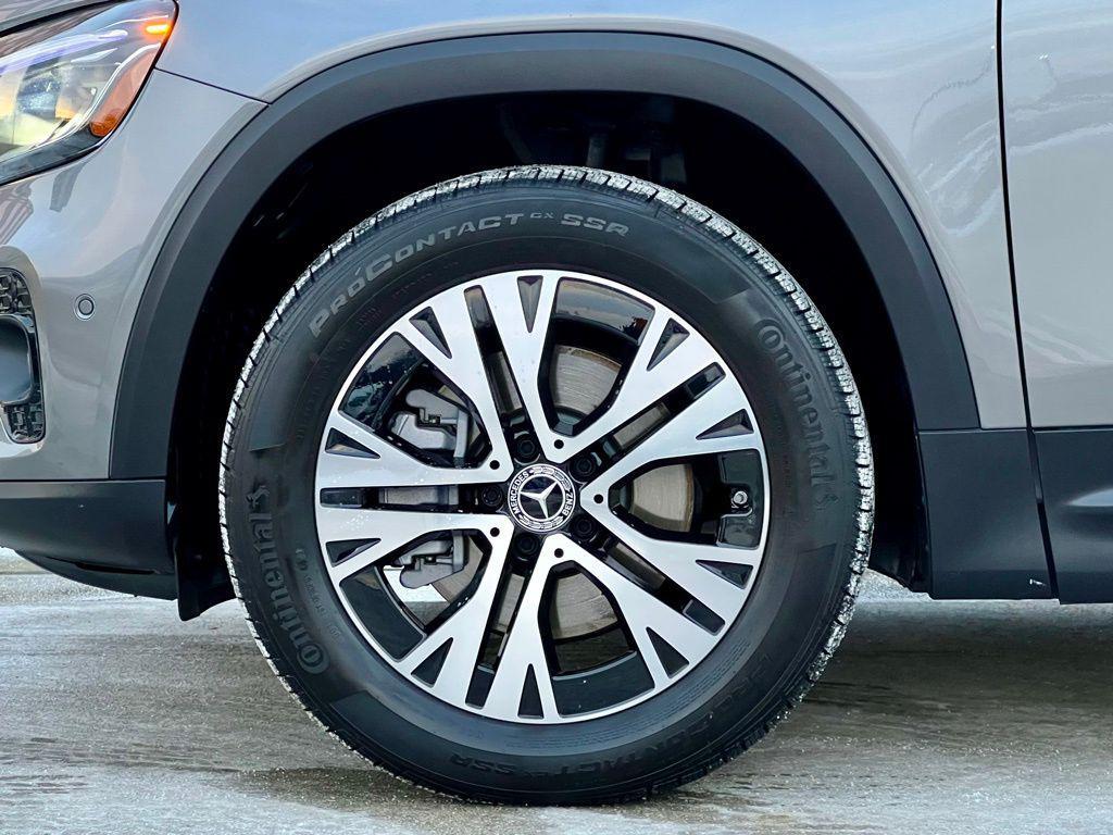 used 2026 Mercedes-Benz GLB 250 car, priced at $47,157