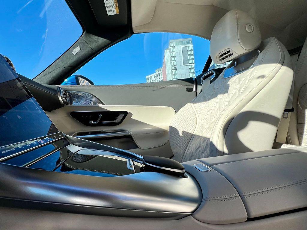 used 2024 Mercedes-Benz AMG SL 43 car, priced at $84,945